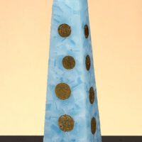 Geldkerze mit Geldeinlage Obelisk 25cm / Terrazzo-hellblau