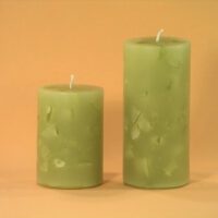 Stumpenkerze rund 7cm / Terrazzo-olive